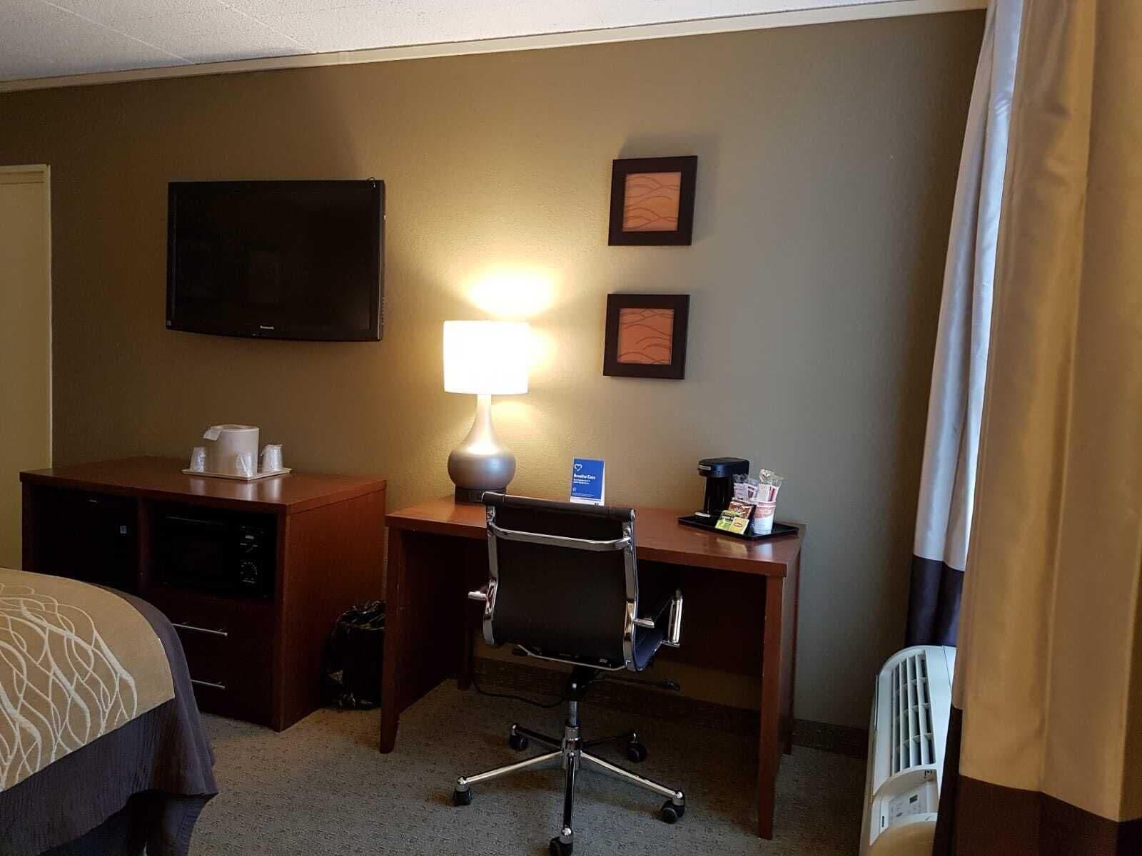 コンフォート イン ウェザーズフィールド ハートフォード Wethersfield エクステリア 写真